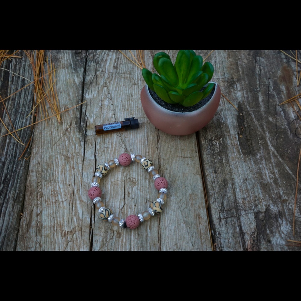 Essential oil diffuser bracelet